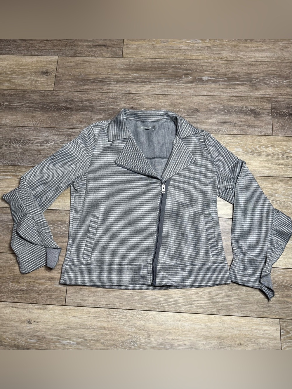 209 WST 38 New York Houndstooth Ruffle Moto Jacket Size L